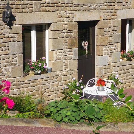 Le Petit Bois Normand Hotel Champ-du-Boult Exterior photo